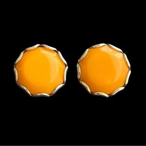Vintage Butterscotch Bakelite Gold Clip on Earrings